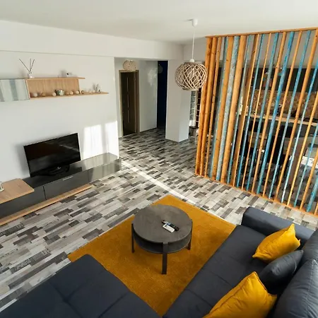 Oliver's House Apartment *